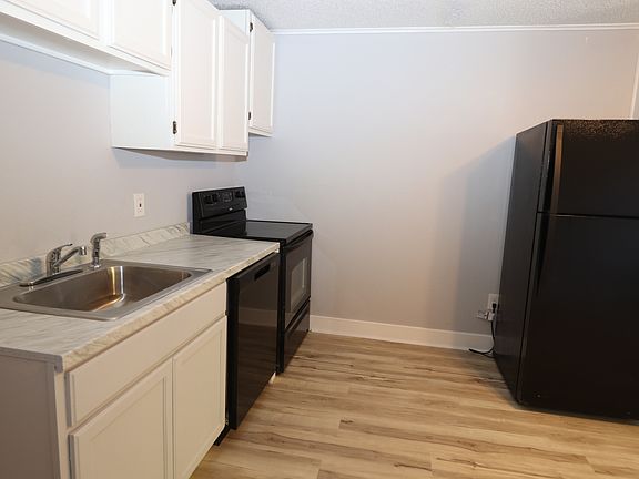 3rd image of 21 Larue St #11