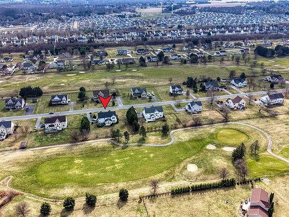 4th image of 110 Masters Ln