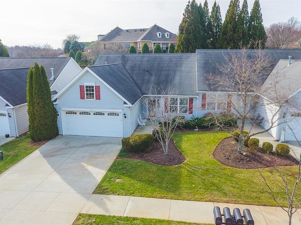 1st image of 112 Bexley Dr