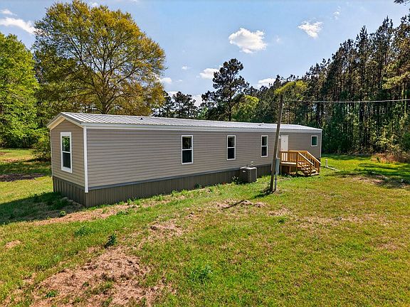 3rd image of 855 John Amacker Rd