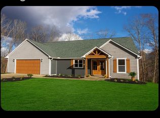 1130 Twin View Cir, Selmer, TN 38375