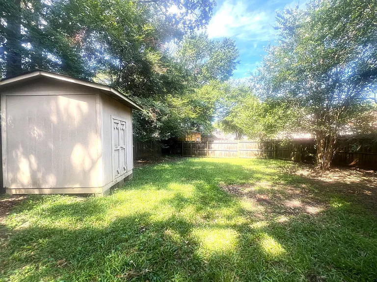 113 Saddlehorn Dr — Photo 24