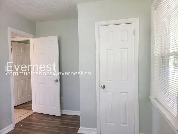 2175 W 16th St — Photo 23