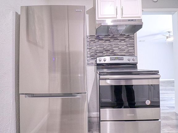 5th image of 2221 Bowie Dr #12