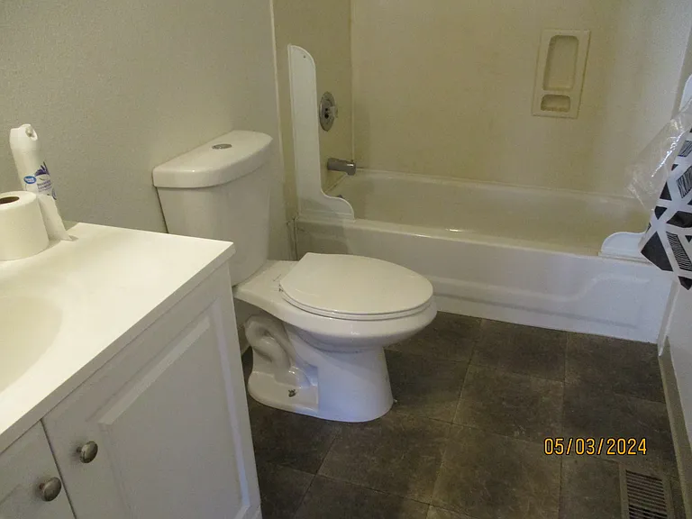 1018 Park Avenue, 2 Bedroom — Photo 6