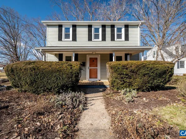 1012 Springhill Rd, Staunton, VA 24401