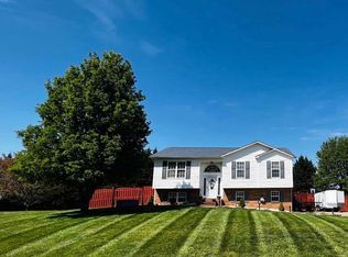 104 Belmont Place Dr, King, NC 27021