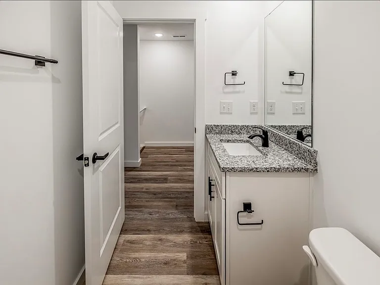 267 Vanderbilt Rd — Photo 16