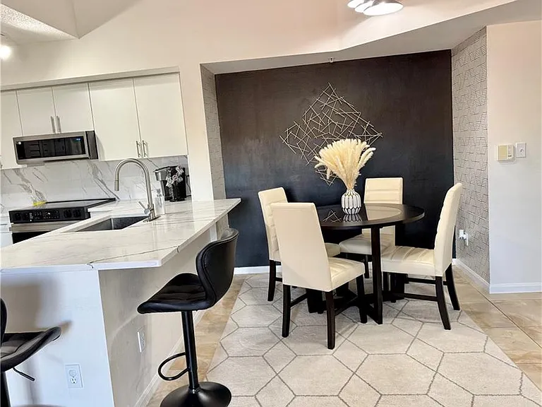 1265 Wildwood Lakes Blvd #3-303 — Photo 5