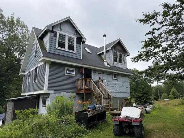 943 N Barnstead Road, Barnstead, NH 03225