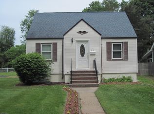 24 Linden Ave, Lincoln Park, NJ 07035