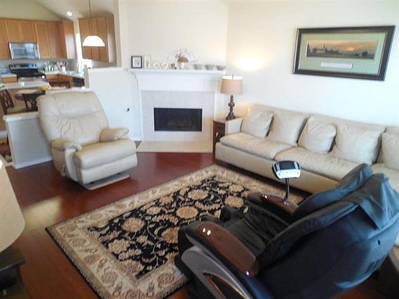 4th image of 2100 Golden Oak Dr