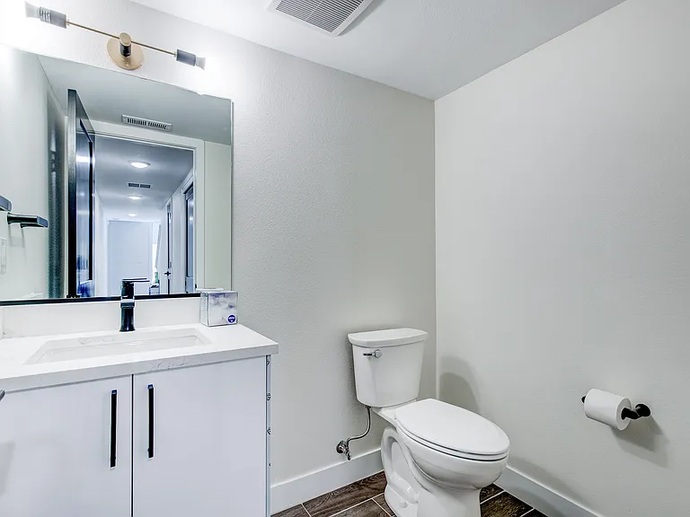 2410 S Delaware St #3 — Photo 15