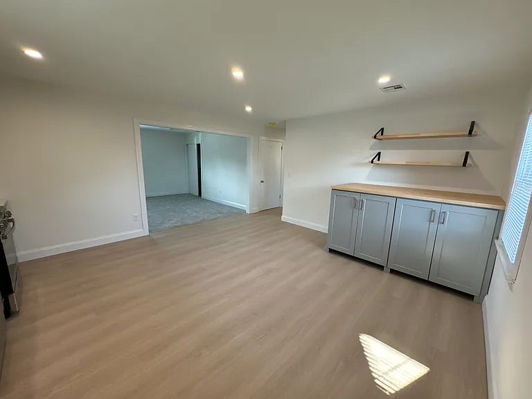 Open floor plan/spacious kitchen partially opened to the living room