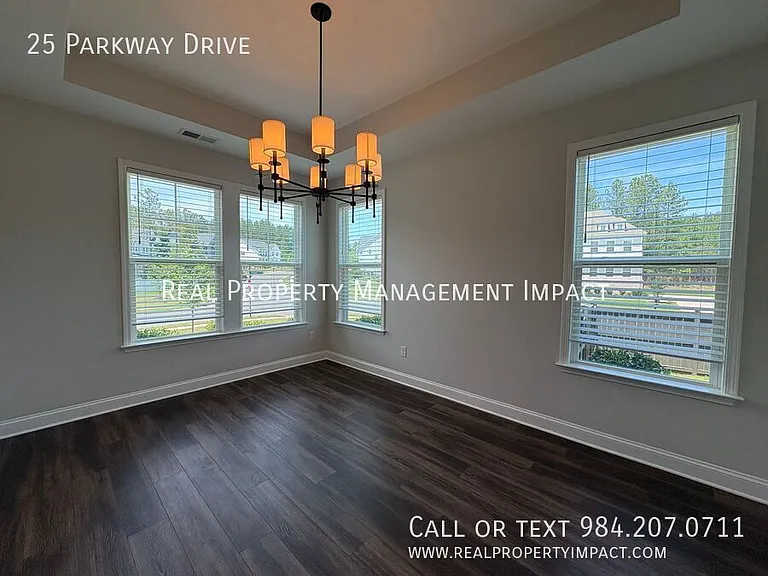 25 Parkway Dr — Photo 9