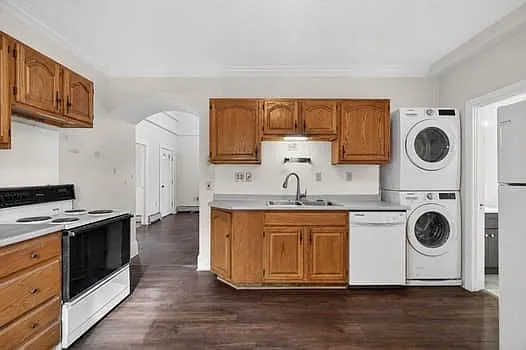 102 Market St #3 — Photo 4