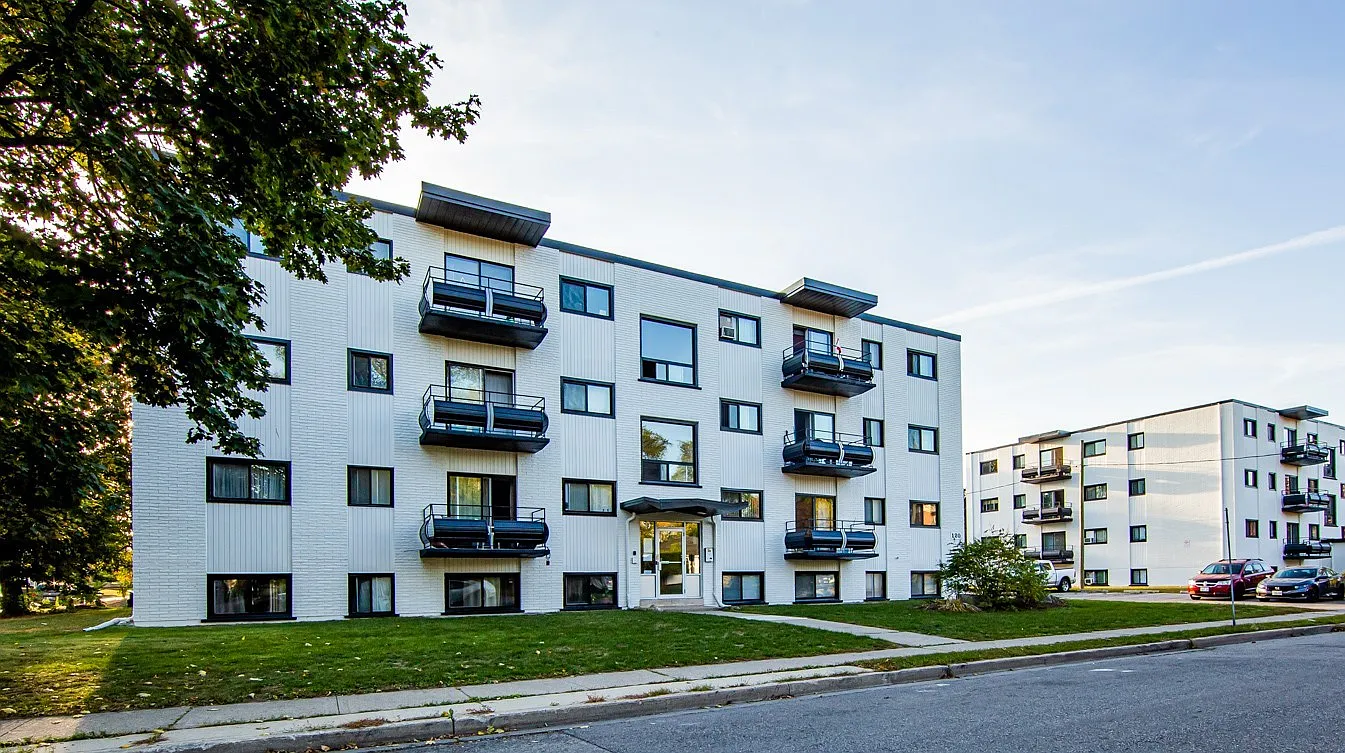 100 Beck Street — Photo 1