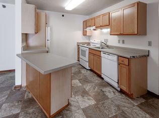 Essex Place - 931, Rochester, MN 55901