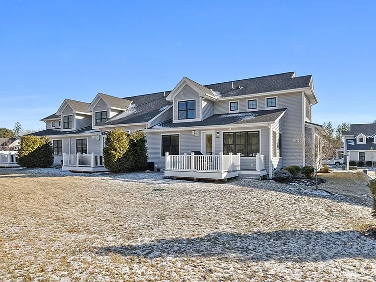 15 Rowell Ln #15 — Photo 37