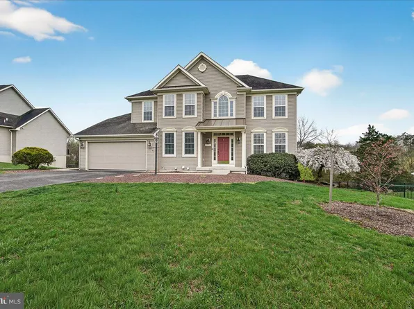 603 Shannon Dr N, Greencastle, PA 17225