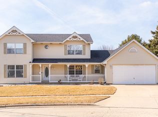 1511 Sleepy Hollow Ln, Dekalb, IL 60115