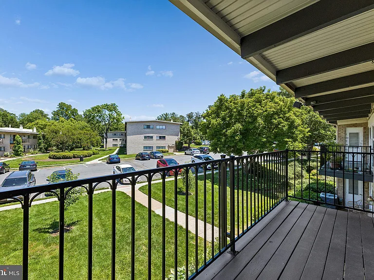 4901 Americana Dr #204 — Photo 25