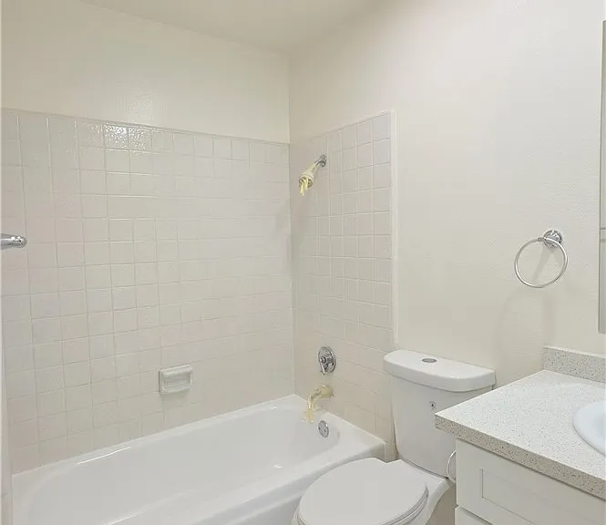 540 Citadel Dr — Photo 19