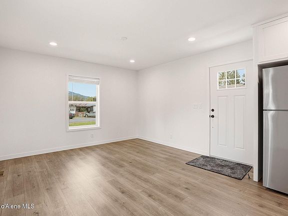 2nd image of 11776 N Hauser Lake Rd Space 21
