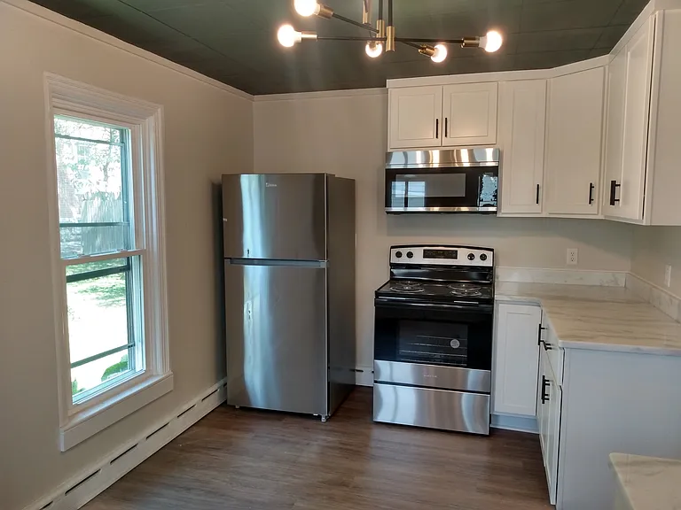 67 N Federal St — Photo 5