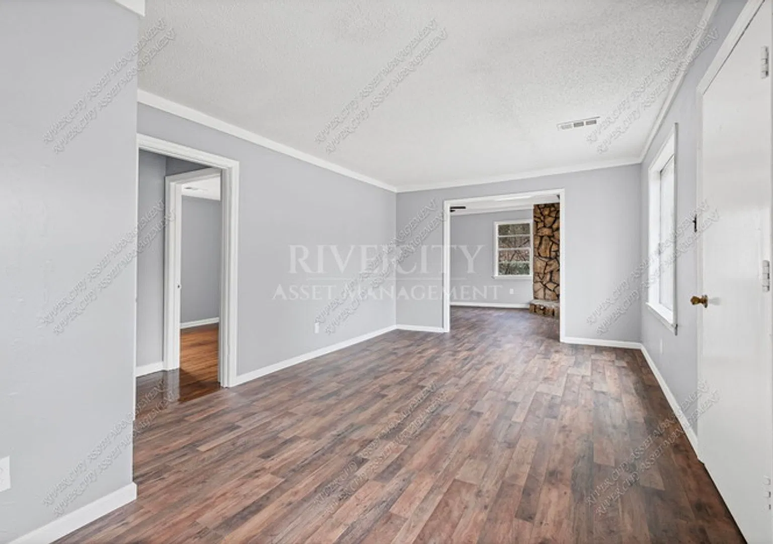 Move In Special !! — Photo 2