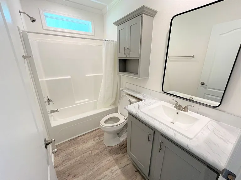 5610 Woodford St #5610E — Photo 9