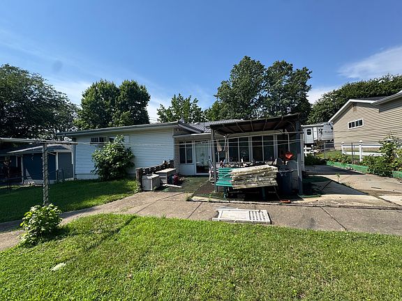 2nd image of 1008 W Jay St