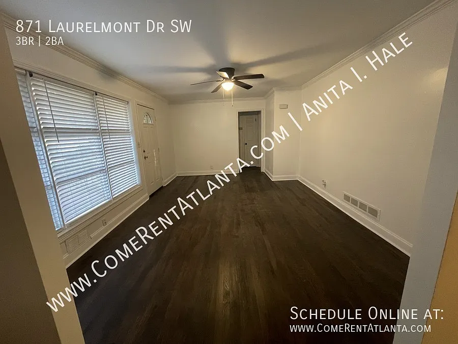 Atlanta Housing/Section 8 Friendly - Housing Voucher Friendly - Renovated Ranch In Southwest Atla... — Photo 3