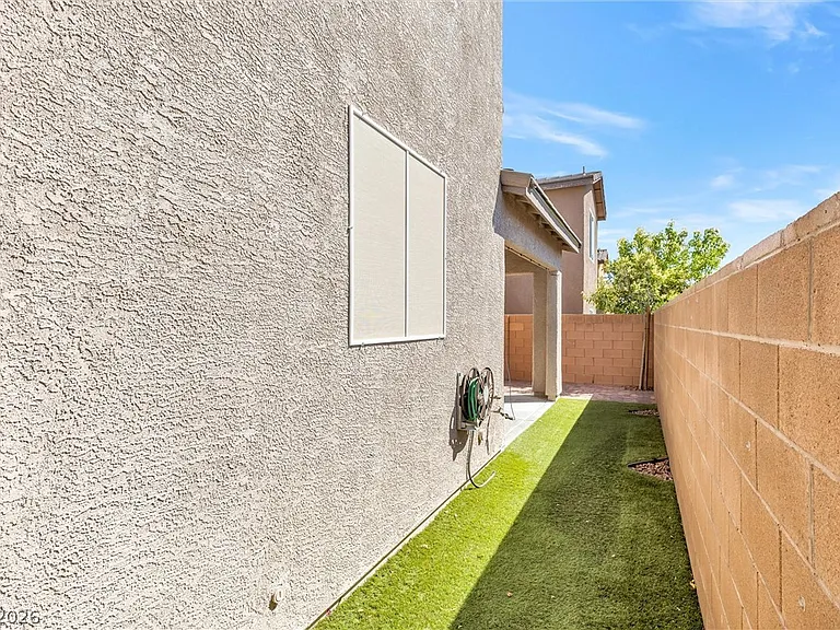 8076 Satin Carnation Ln — Photo 25