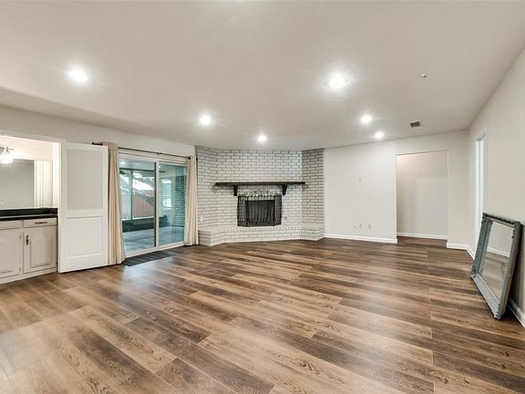 5th image of 1101 College Pkwy