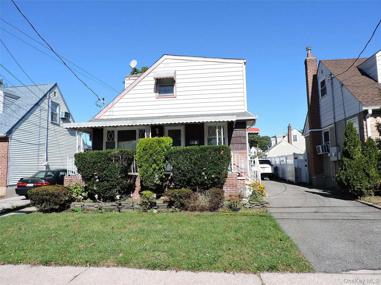 3 bed, 1.0 bath, 1638 sqft, $3,300 — Photo 1
