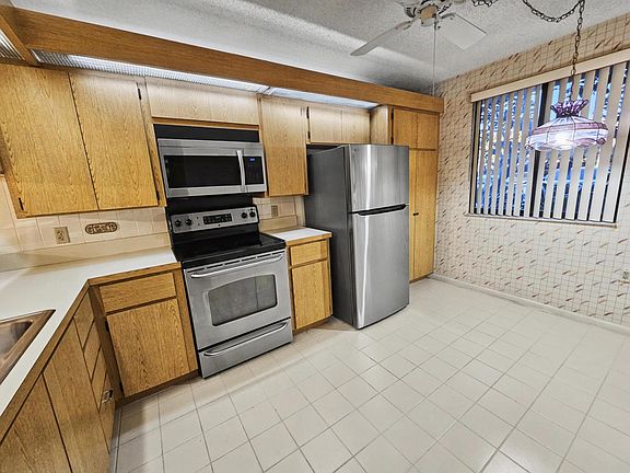 5th image of 2811 Village Boulevard #101