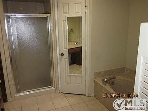 5th image of 3200 Elkhart Ct