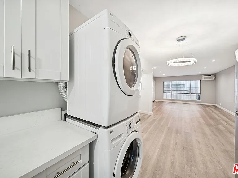 326 S Serrano Ave #4 — Photo 7