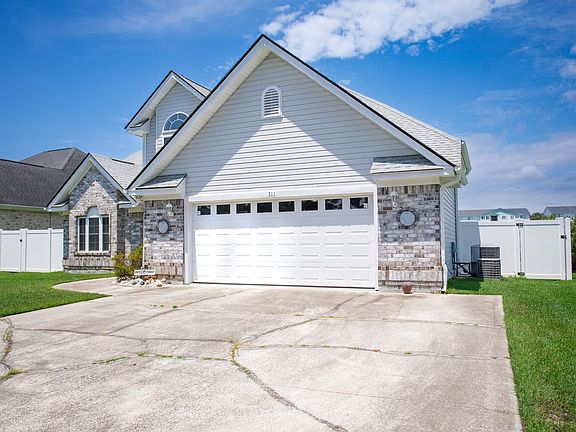 2nd image of 311 Pilothouse Dr.