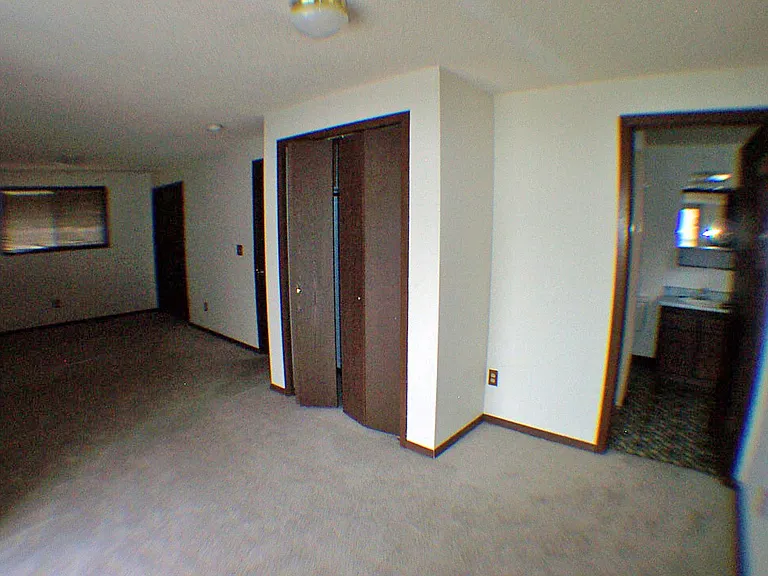 1817 S D St — Photo 7