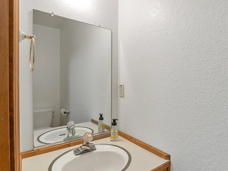 4341 Whispering Oaks Cir — Photo 26