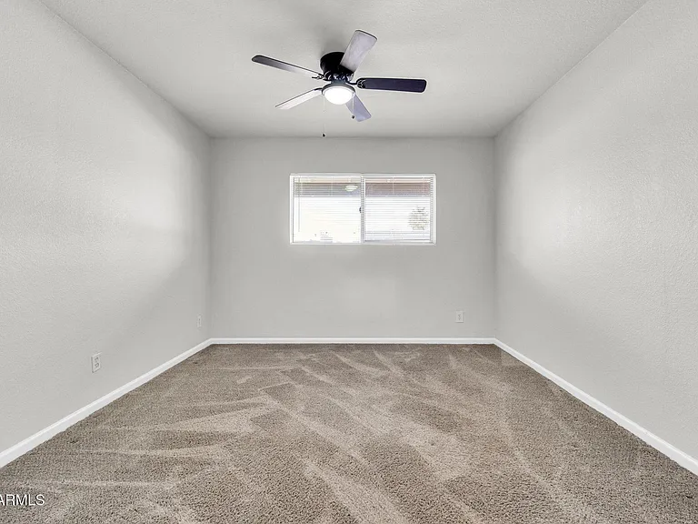 449 E Harmony Ave — Photo 13
