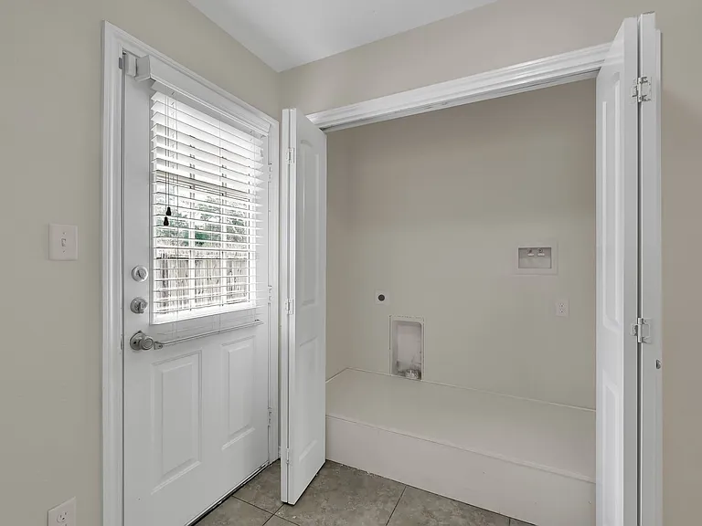 167 S Bend Ct — Photo 16