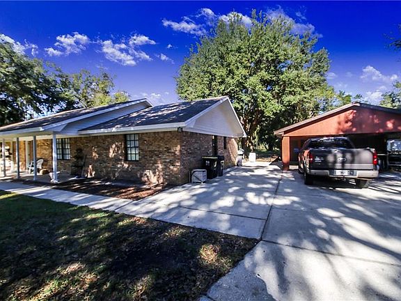 2nd image of 7010 Robin Dr