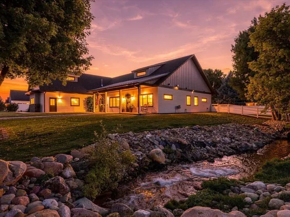 620 Bridgewater Ct, Spearfish, SD 57783