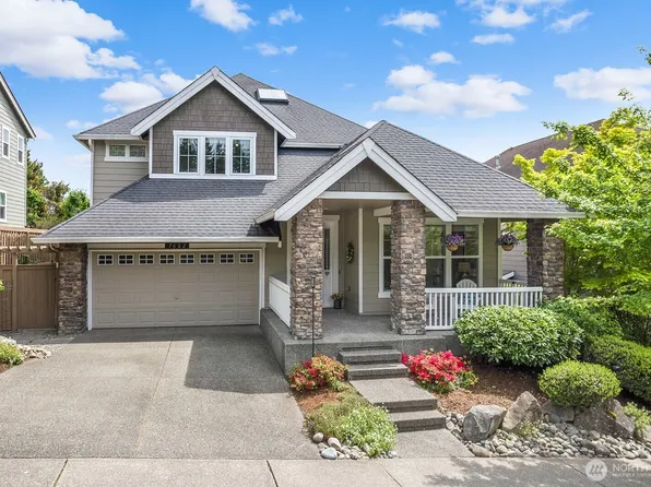 7602 Huckleberry Way SE, Snoqualmie, WA 98065