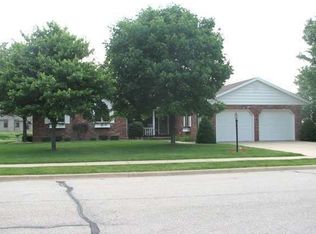 400 S Ohio Ave, Morton, IL