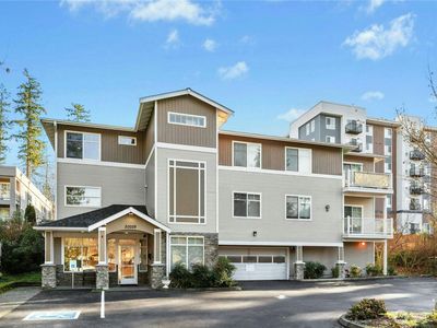 20028 15th Avenue NE #102, Shoreline, WA, 98155