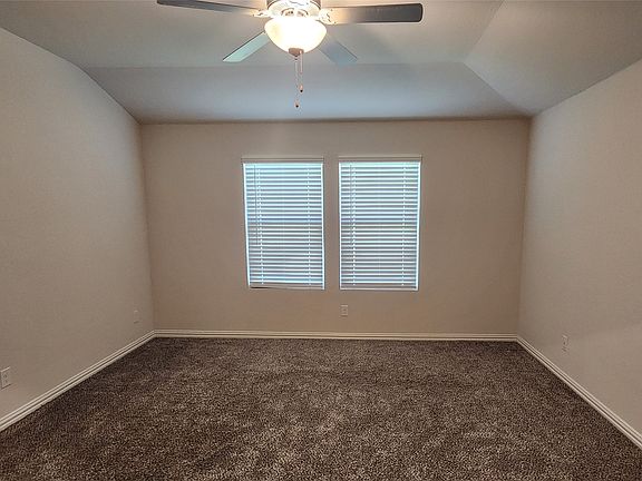 5th image of 10628 Kootenai St